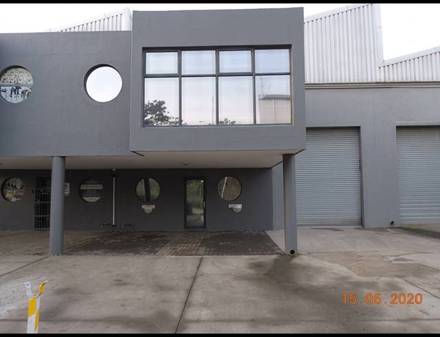 212M² WAREHOUSE TO LET IN RIVERHORSE VALLEY